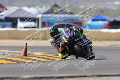 media/Oct-09-2022-SoCal Trackdays (Sun) [[95640aeeb6]]/Turn 2 (1110am)/